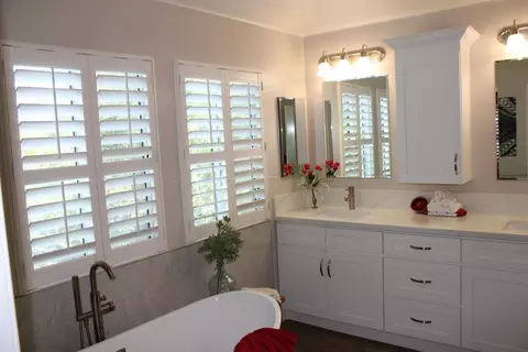 Bath - 1331 Claremont Dr, Tracy, CA 95376 photo 4 of 7