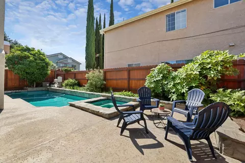 Exterior - 1170 Cornucopia Pl, Tracy, CA 95377 photo 7 of 12