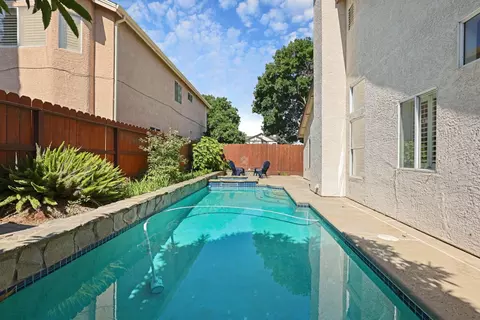 Exterior - 1170 Cornucopia Pl, Tracy, CA 95377 photo 10 of 12