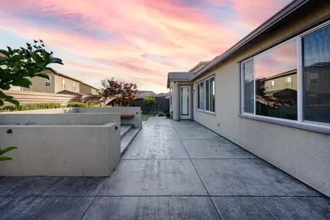Exterior - 3965 Deergrass Cir, Rocklin, CA 95677 photo 10 of 14
