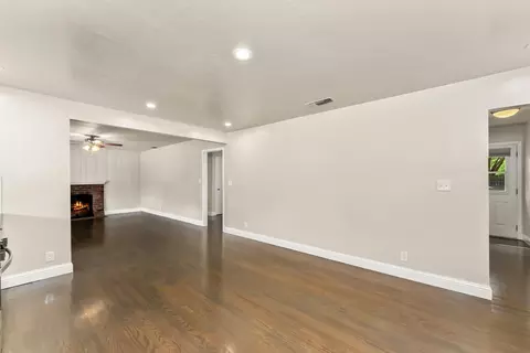 Living - 2551 Lillian Ln, Carmichael, CA 95608 photo 4 of 4