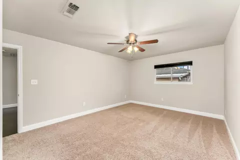 Bedroom - 2551 Lillian Ln, Carmichael, CA 95608 photo 2 of 7