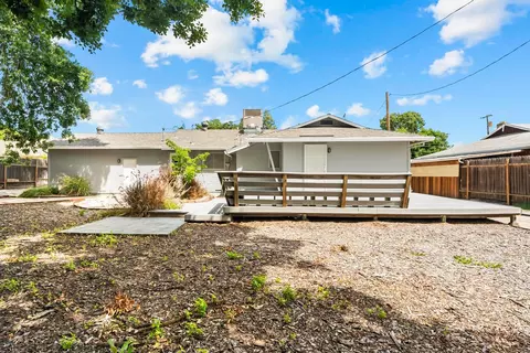 Exterior - 2551 Lillian Ln, Carmichael, CA 95608 photo 7 of 16