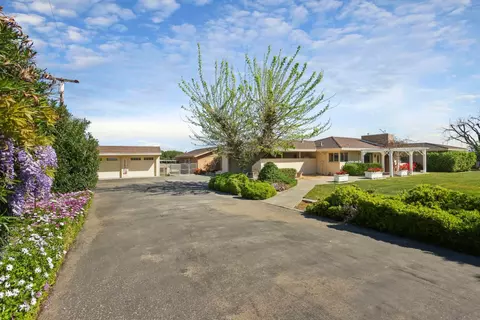Exterior - 2465 W Vernalis, Tracy, CA 95304 photo 15 of 17