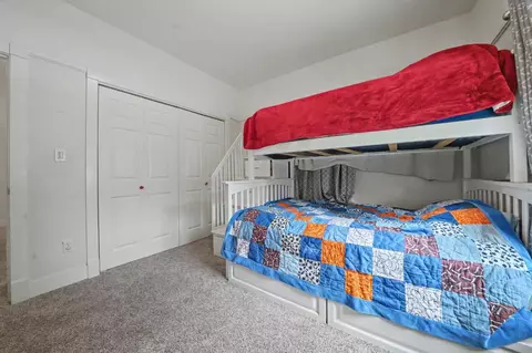 Bedroom - 18461 Shake Ridge Rd, Sutter Creek, CA 95685 photo 8 of 10