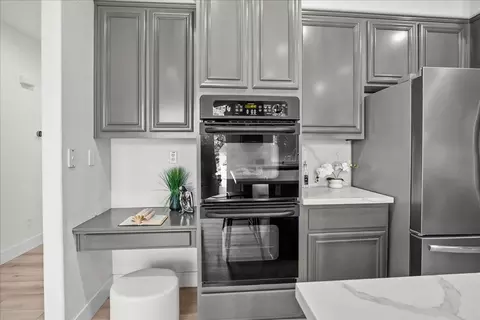 Kitchen - 402 Payton Ct, Tracy, CA 95377 photo 4 of 9