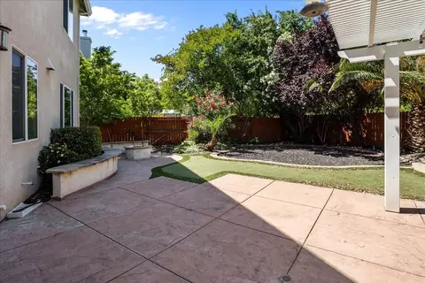 Exterior - 402 Payton Ct, Tracy, CA 95377 photo 8 of 11