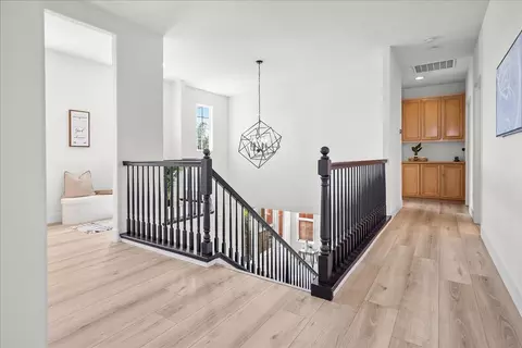 Entry Way - 402 Payton Ct, Tracy, CA 95377 photo 4 of 5