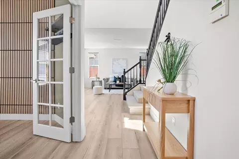 Entry Way - 402 Payton Ct, Tracy, CA 95377 photo 1 of 5