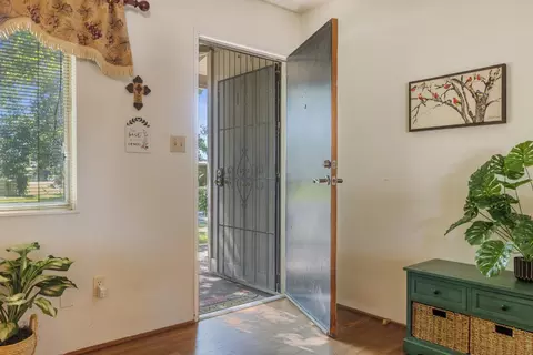 2700 Macdougal St #1, Modesto, CA 95350 photo 3