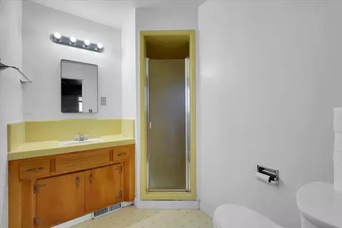 Bath - 609 Main, Wheatland, CA 95692 photo 1 of 4