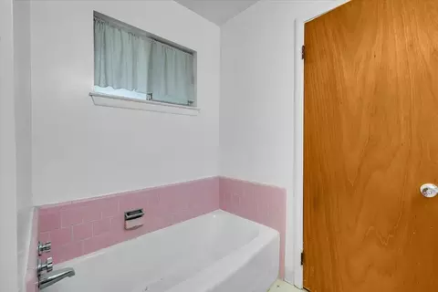 Bath - 609 Main, Wheatland, CA 95692 photo 3 of 4