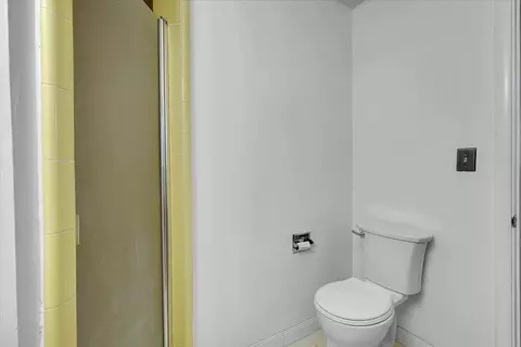 Bath - 609 Main, Wheatland, CA 95692 photo 2 of 4