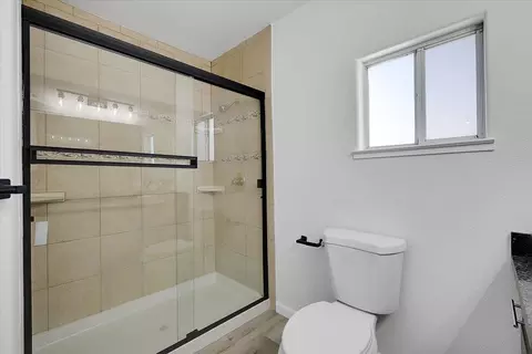 Bath - 2734 Maple St, Sutter, CA 95982 photo 4 of 5