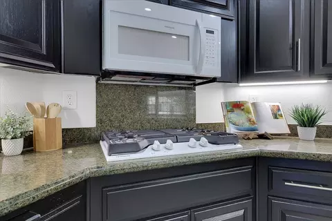 Kitchen - 2734 Maple St, Sutter, CA 95982 photo 12 of 12