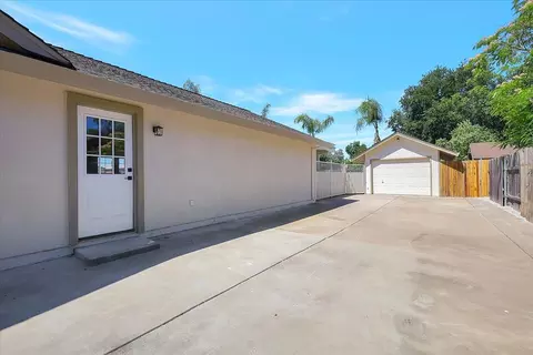 Exterior - 2734 Maple St, Sutter, CA 95982 photo 4 of 17