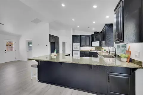 Kitchen - 2734 Maple St, Sutter, CA 95982 photo 10 of 12