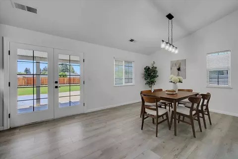 Dining - 2734 Maple St, Sutter, CA 95982 photo 1 of 5