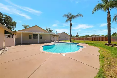 Exterior - 2734 Maple St, Sutter, CA 95982 photo 16 of 17