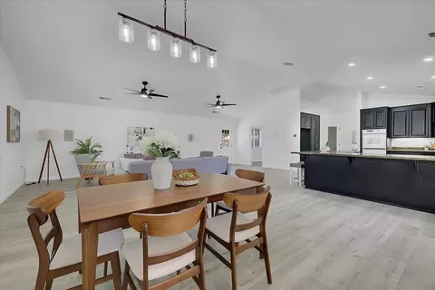 Dining - 2734 Maple St, Sutter, CA 95982 photo 3 of 5