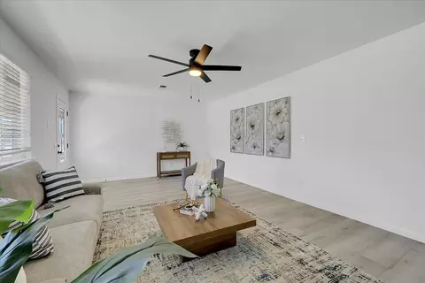 Living - 2734 Maple St, Sutter, CA 95982 photo 6 of 8
