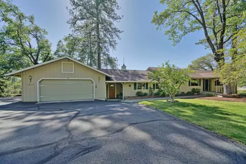 2824 Mace Rd, Camino, CA 95709