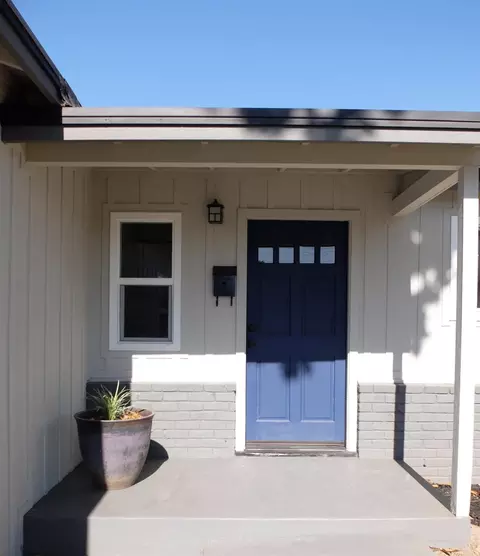 Exterior - 1822 Joaquin St, Modesto, CA 95350 photo 4 of 11