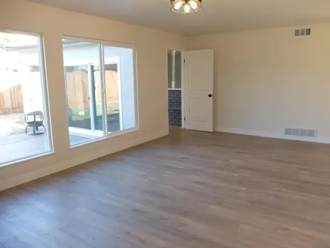 Living - 1822 Joaquin St, Modesto, CA 95350 photo 1 of 5