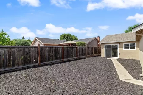Exterior - 688 Chestnut Ave, Tracy, CA 95376 photo 9 of 9