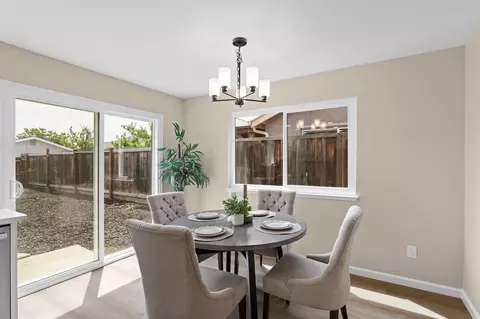 Dining - 688 Chestnut Ave, Tracy, CA 95376 photo 3 of 4
