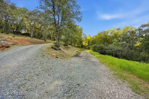 16095 Auburn Rd, Grass Valley, CA 95949 photo 9