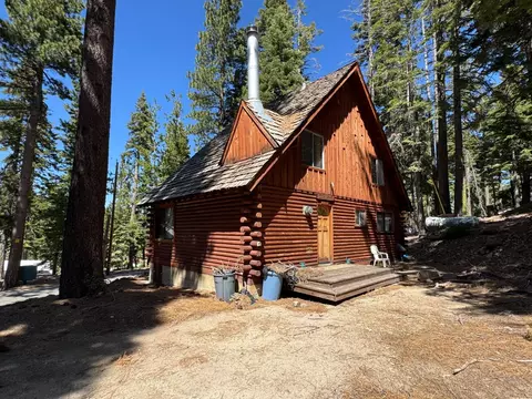 8849 View Cir, Tahoma, CA 96142