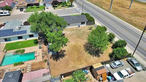View/Area - 1994 18th St, Olivehurst, CA 95961 photo 3 of 9