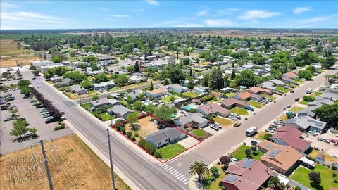 View/Area - 1994 18th St, Olivehurst, CA 95961 photo 6 of 9