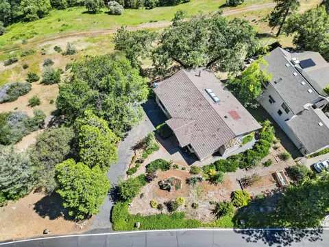 View/Area - 1051 Sandalwood Dr, Murphys, CA 95247 photo 1 of 8