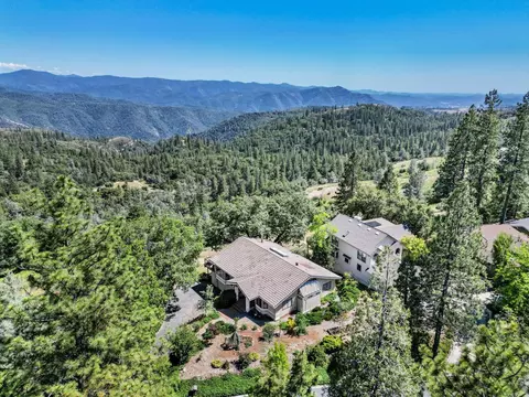 View/Area - 1051 Sandalwood Dr, Murphys, CA 95247 photo 2 of 8