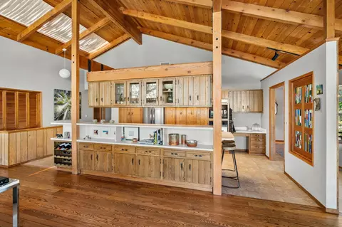 Kitchen - 1051 Sandalwood Dr, Murphys, CA 95247 photo 9 of 10