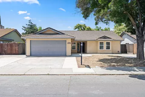 301 Goldrun Dr, Modesto, CA 95354