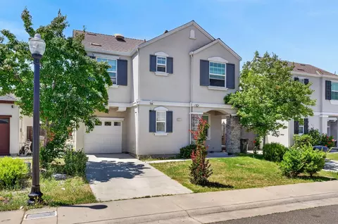 1211 Golden Angel Way, Sacramento, CA 95838