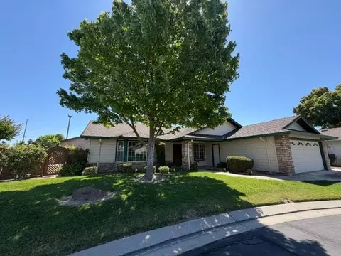 Exterior - 362 Garden Circle Dr, Manteca, CA 95336 photo 13 of 14