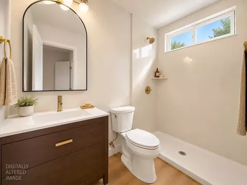 Bath - 205 Oakhurst Ct, Merced, CA 95340 photo 2 of 2