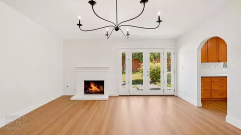 Living - 205 Oakhurst Ct, Merced, CA 95340 photo 1 of 11