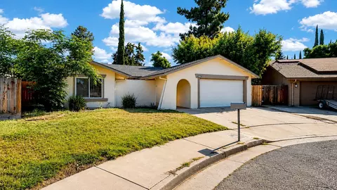 Exterior - 205 Oakhurst Ct, Merced, CA 95340 photo 5 of 11