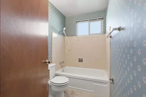 Bath - 6406 Templeton Dr, Carmichael, CA 95608 photo 2 of 3
