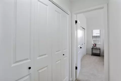 Entry Way - 1927 Grove Ct, Tracy, CA 95376 photo 4 of 4