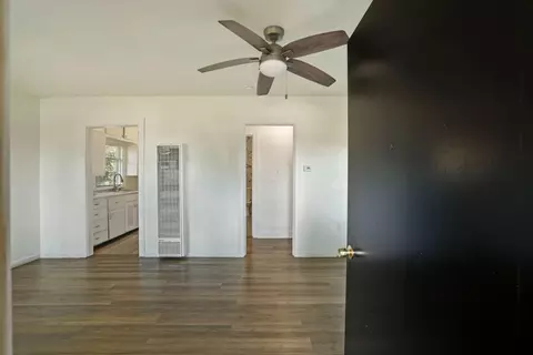 Entry Way - 1025 Windeler Ave, Tracy, CA 95376 photo 1 of 3