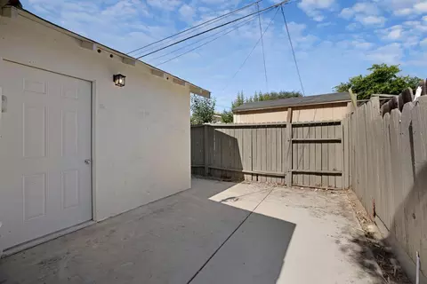 Exterior - 1025 Windeler Ave, Tracy, CA 95376 photo 14 of 16
