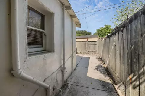 Exterior - 1025 Windeler Ave, Tracy, CA 95376 photo 13 of 16