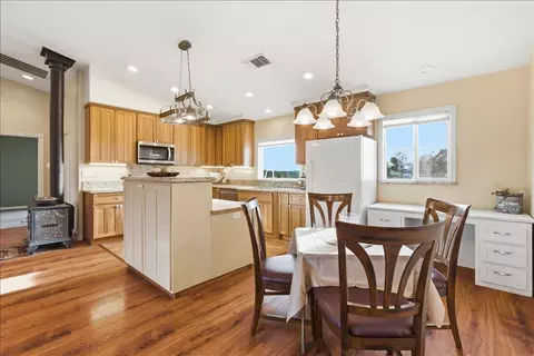 Kitchen - 5525 Green Valley Rd, Placerville, CA 95667 photo 2 of 2
