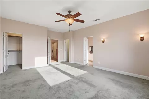Bedroom - 5525 Green Valley Rd, Placerville, CA 95667 photo 2 of 5